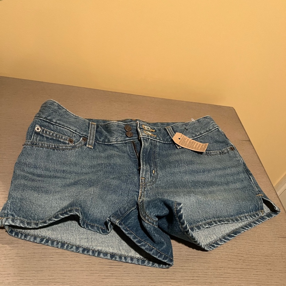 Levi’s superlow shorts